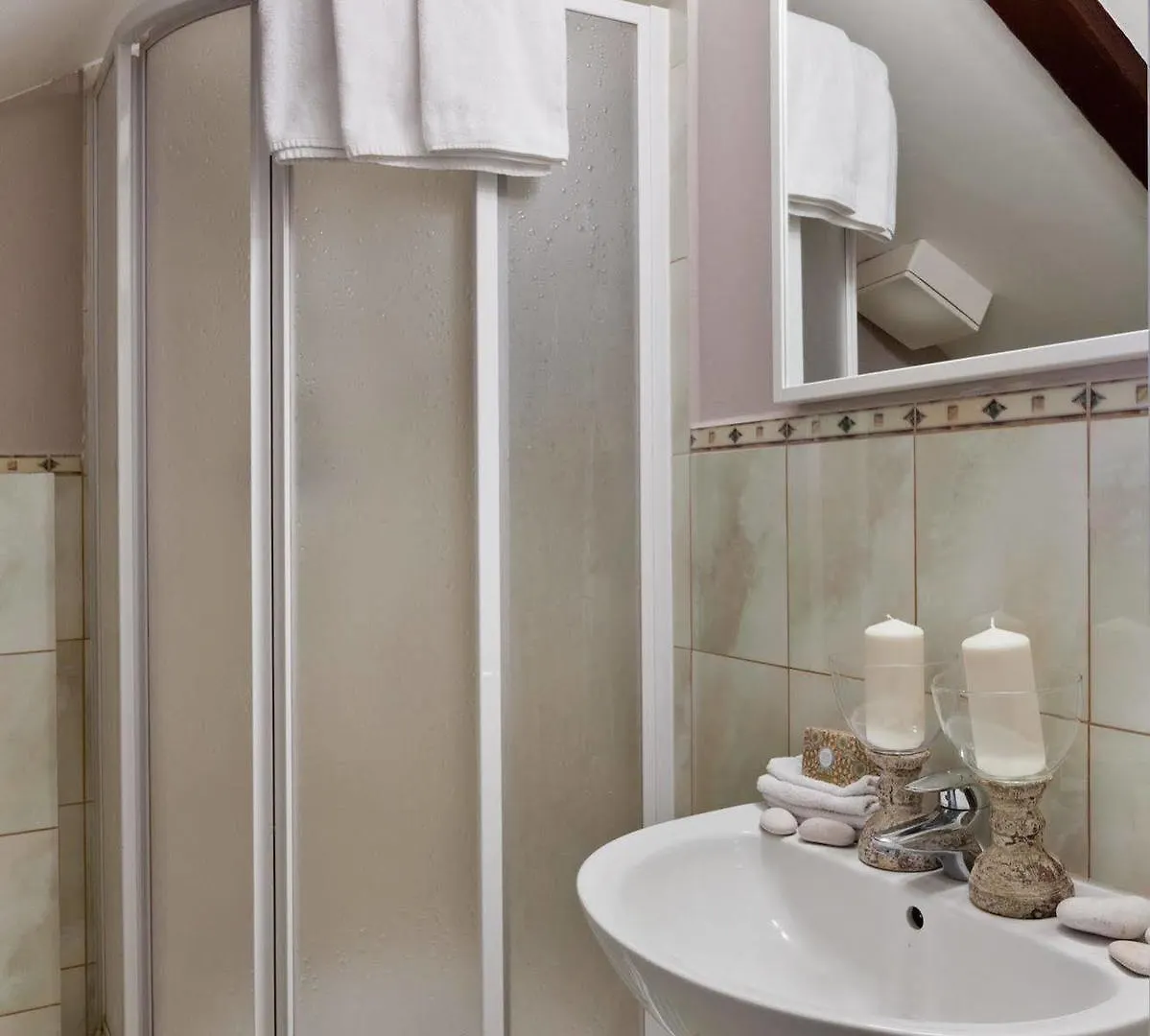 Prague Holiday Apartments Aparthotel