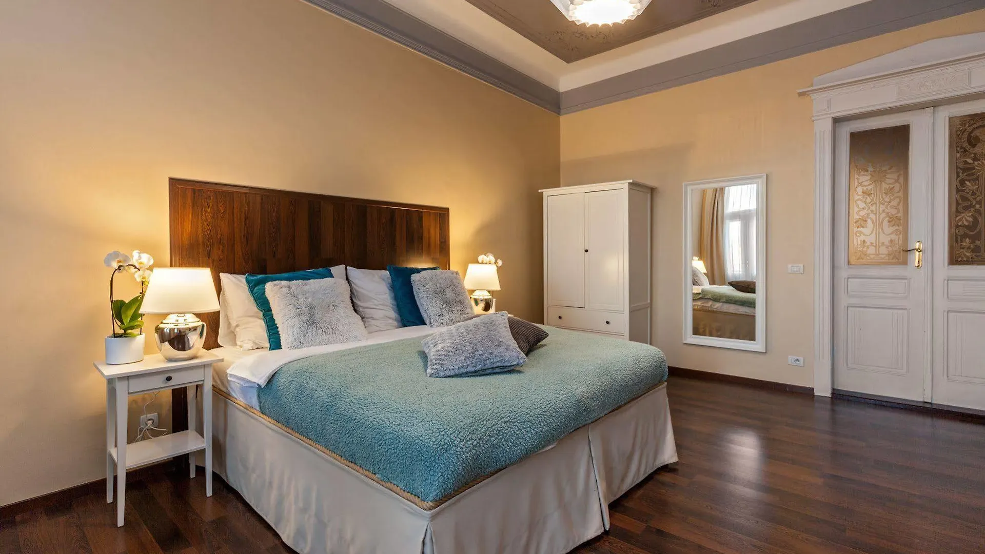 Prague Holiday Apartments Aparthotel