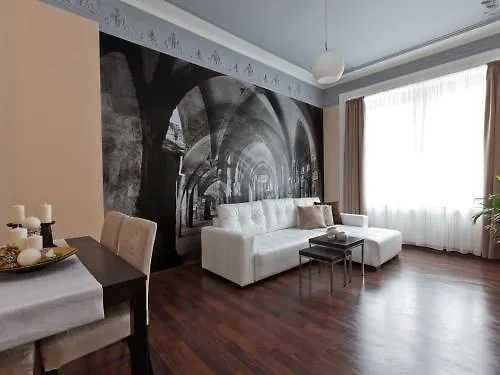 Prague Holiday Apartments 4*,